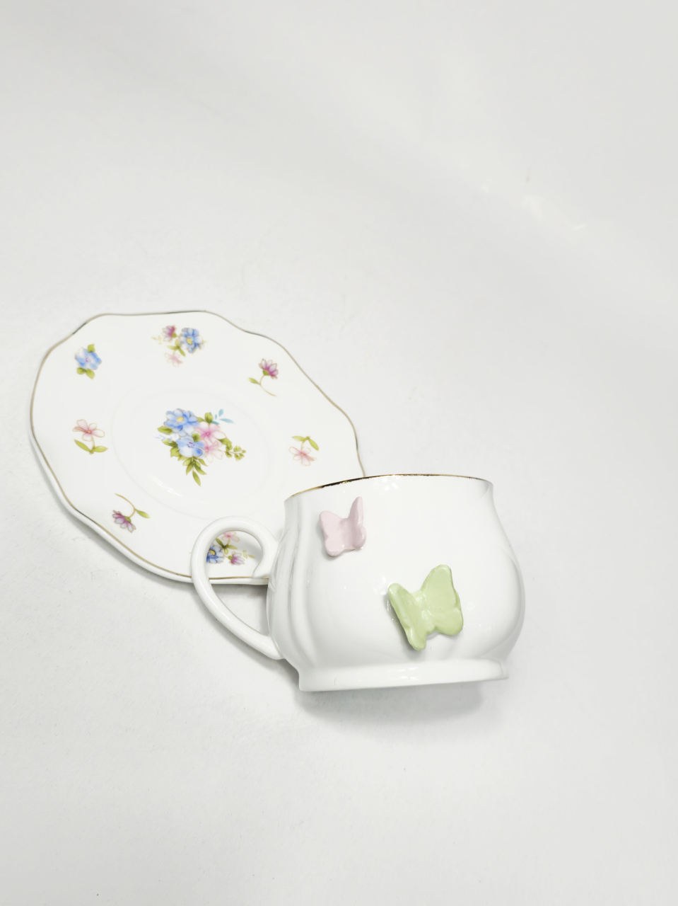 Ceasca cu farfurie, model fluturi 3D [4]