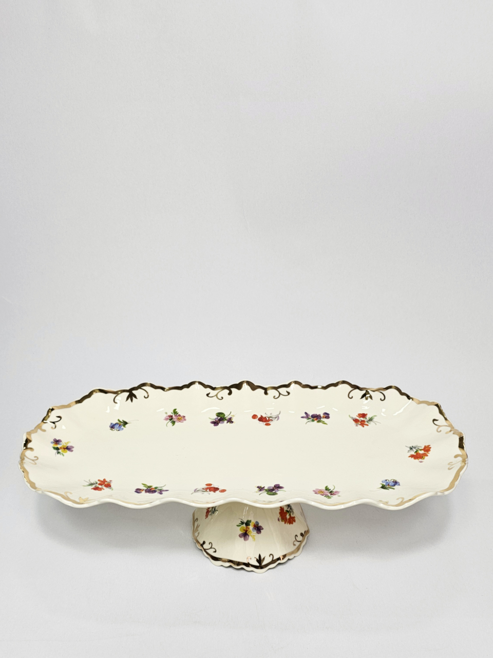 Platou pe picior din ceramica – decor floral [6]