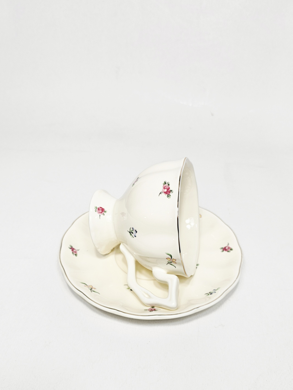 Ceașcă ceramică 200 ml cu farfurioară – Model floral clasic [3]