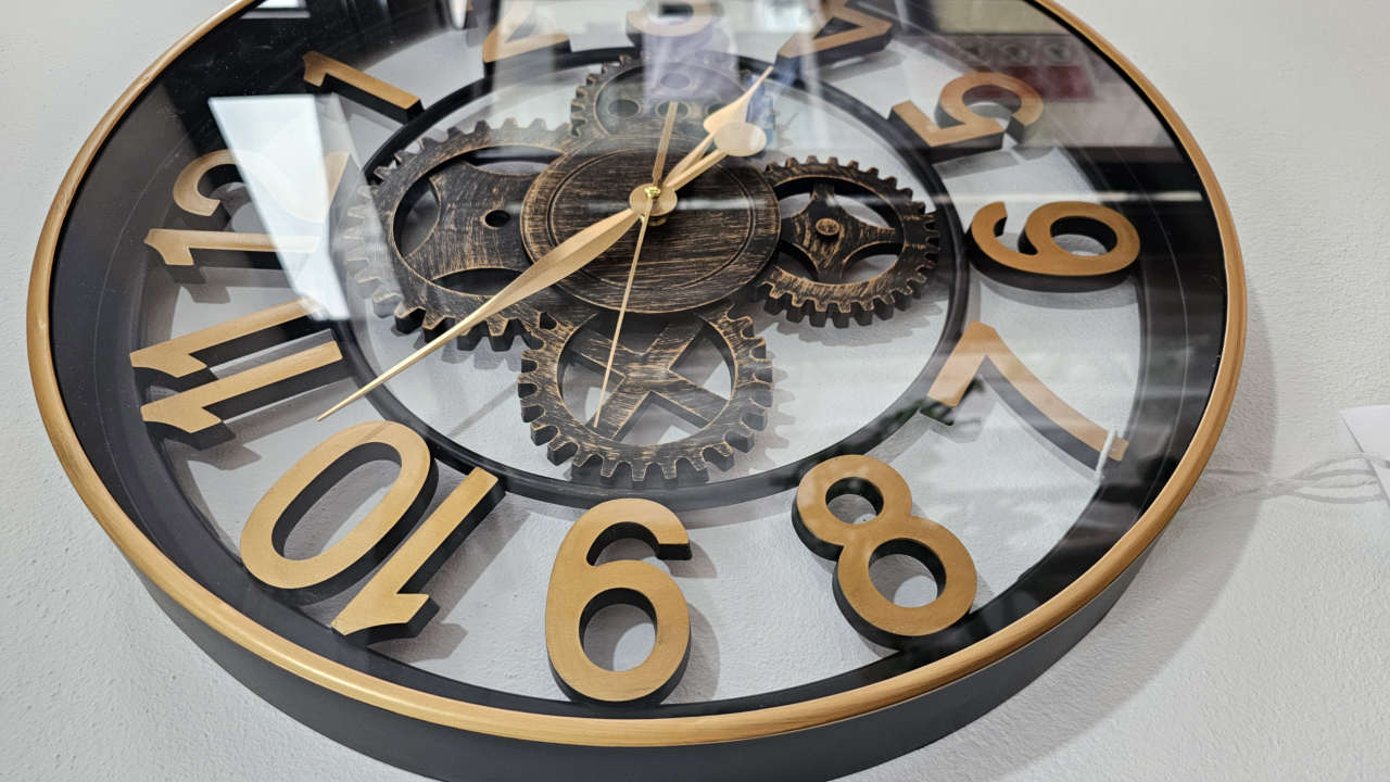 Ceas de perete rotund 50 cm, design industrial cu mecanism decorativ și cifre mari aurii [2]