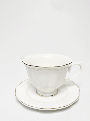 Set ceașcă cu farfurioară, ceramică albă cu accente aurii, 210 ml [2]