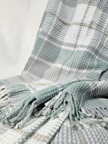 Paturi - Pătură pufoasă Model Mint, dimensiune 200/240 cm