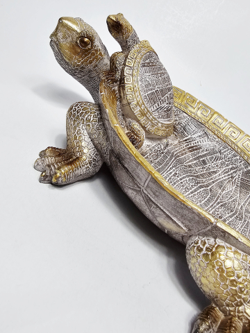 Decorațiune țestoasă cu suport, finisaj auriu și argintiu, simbol Feng Shui [1]