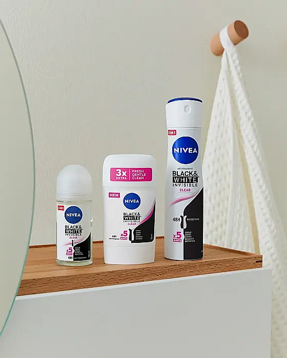 NIVEA Stick Antiperspirant Black & White Invisible 50 ml [2]