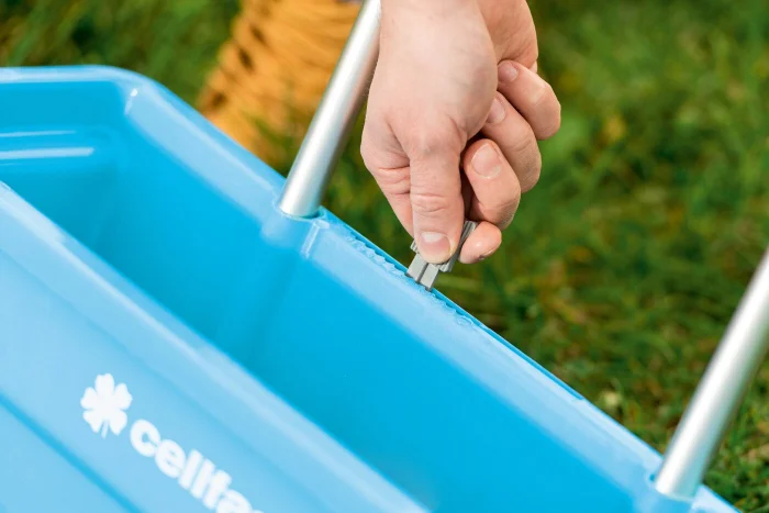 Dispozitiv pentru împrăștiat semințe și îngrășământ Cellfast 12 L [5]