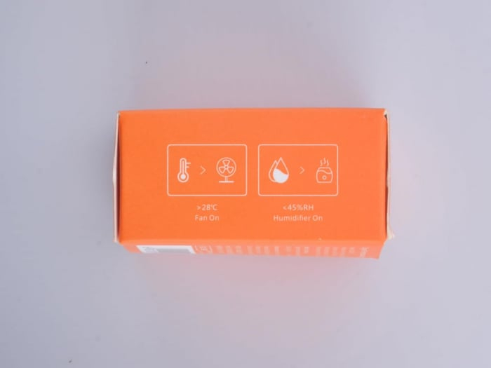 Senzor inteligent de temperatura si umiditate Zigbee Sonoff SNZB-02P (rotund) [7]