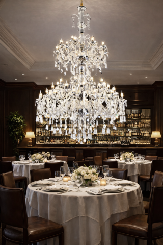 Candelabru Cristal , 55xE14, Diametru 145cm, Inaltime 230cm, Argintiu, Inaltime Reglabila, Design Elegant [2]