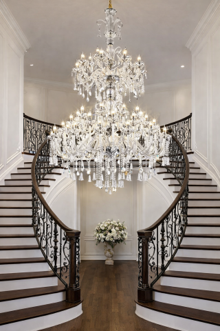 Candelabru Cristal , 55xE14, Diametru 145cm, Inaltime 230cm, Argintiu, Inaltime Reglabila, Design Elegant [1]
