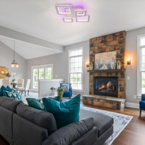 Lustre LED Moderne - Lustra LED cu telecomanda si cristal QUADRIS RGB, 96W, 4 Patrate, lumina Rece/Calda/Neutra, Dimabila, Alb