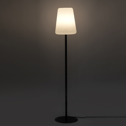 Lampă terasă PATIO – elegantă, rotomoldată, IP44, cablu 4 m [2]