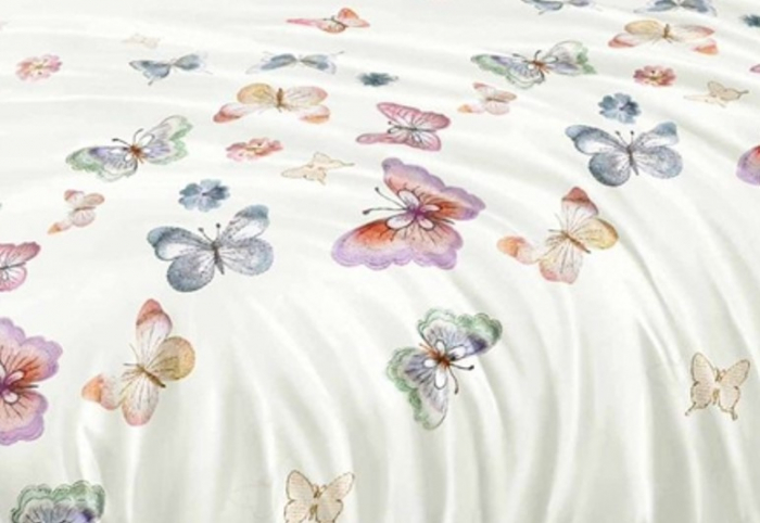 Lenjerie de pat 6 piese cu doua fete – CELhome – Cearceaf pilota 200 x 230 cm, Cearceaf de pat fara elastic 240 x 250 cm, 2 Fete de perna 70 x 70 cm, 2 Fete de perna 55 x 75 cm, Model Fluturi, Violet- [6]