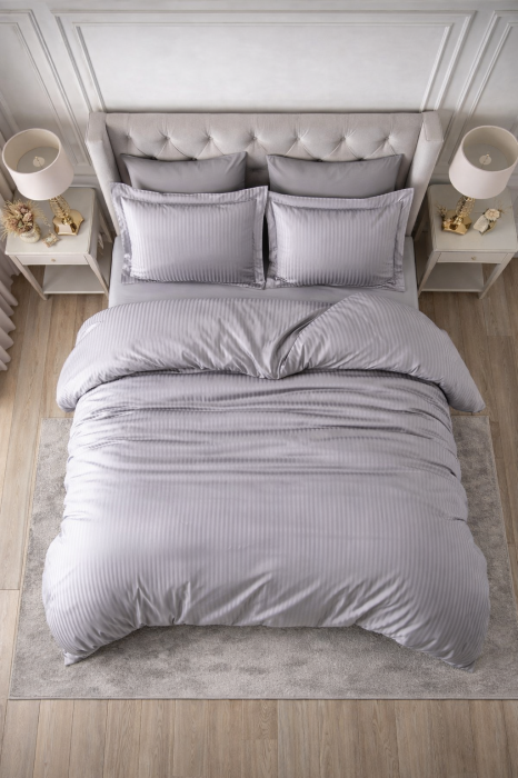 Lenjerie de Pat Model Damasc 6 piese, Cearceaf  de Pat cu Elastic 180x200, Cearceaf Pilota 200x230, 4 fete perna 70x70 55x80, Gri [4]