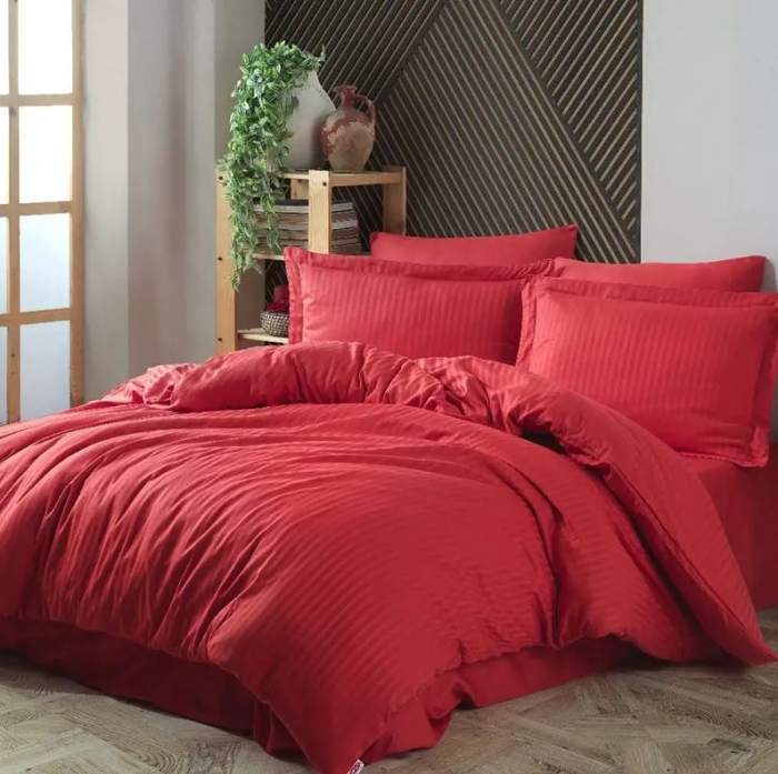 Lenjerie de pat Matrimonial Tip Damasc, 6 piese, Cearceaf de pat cu elastic 180 x 200 cm, Cearceaf pilota cu fermoar 200 x 230 cm, 4 fete de perna,  Rosu [6]