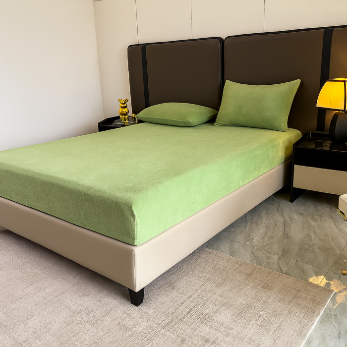 Set  3 piese pentru pat – husa saltea cu elastic 230x250 cm, 2 fete de perna 50x70 cm, moale si calduroasa, pentru saltea 180x200 sau 160x180 cm, Verde [5]