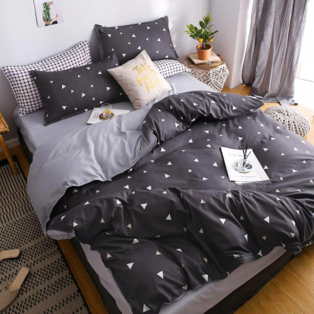 Lenjerie de pat - 4 piese - Lenjerie de pat 4 piese – CELhome – Cearceaf pilota 200 x 230 cm, Cearceaf de pat cu elastic 180 x 200 cm, 2 Fete de perna 55 x 75 cm, Model Geometrie, Gri