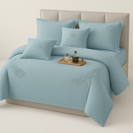 Lenjerie de pat - 6 piese - Lenjerie de pat 6 piese CELhome – model matrimonial cu Broderie, Cearceaf de pat cu elastic 180 x 200cm, Cearceaf pilota 200x230 cm, ambalaj premium, pentru 2 persoane, Albastru