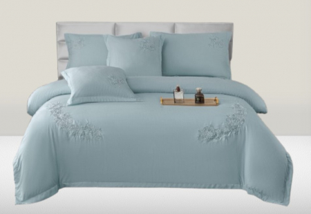 Lenjerie de pat 6 piese CELhome – model matrimonial cu Broderie, Cearceaf de pat cu elastic 180 x 200cm, Cearceaf pilota 200x230 cm, ambalaj premium, pentru 2 persoane, Albastru [1]