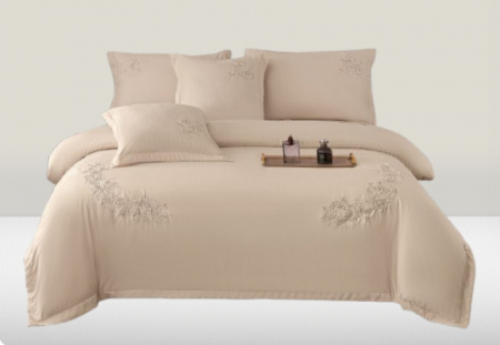 Lenjerie de pat - 6 piese - Lenjerie de pat 6 piese CELhome – model matrimonial cu Broderie, Cearceaf de pat cu elastic 180 x 200cm, Cearceaf pilota 200x230 cm, ambalaj premium, pentru 2 persoane, Crem