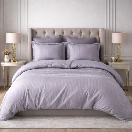 Lenjerii de Pat Damasc – Ambalaj Clasic - Lenjerie de Pat Model Damasc 6 piese, Cearceaf  de Pat cu Elastic 180x200, Cearceaf Pilota 200x230, 4 fete perna 70x70 55x80, Gri