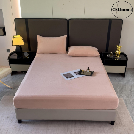 Huse de pat - Set  3 piese pentru pat – husa saltea cu elastic 230x250 cm, 2 fete de perna 50x70 cm, moale si calduroasa, pentru saltea 180x200 sau 160x180 cm, Roz