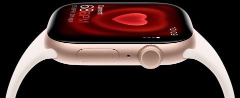 Apple Watch Series 11 GPS + Cellular 42mm Rose Gold Aluminium Case with Light Blush Sport Band - M/L [1]