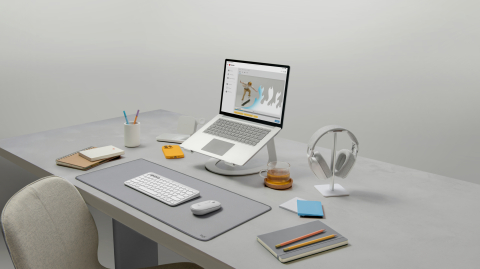 Logitech 920-012204 keyboard Mouse included Universal RF Wireless + Bluetooth QWERTZ German White [9]