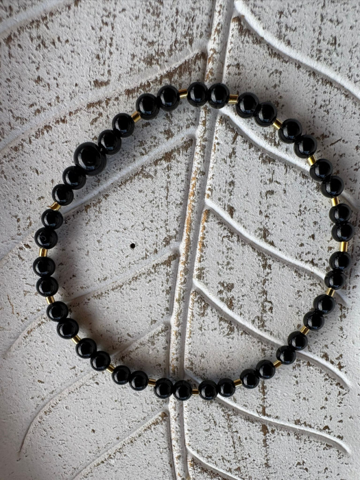 Brățară Onix Lucios 4mm cu Tuburi Argint 925 Placate cu Aur – Minimalistă & Elegantă [4]