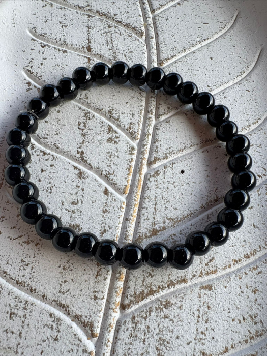 Brățară Onix Lucios – Protecție, Stabilitate și Eleganță Minimalistă [1]