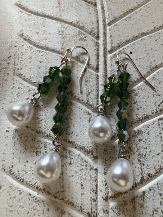 Cercei cristal verde și perle [3]