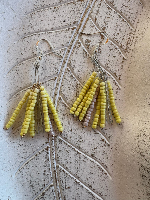 cercei galbeni handmade cu mărgele solare [1]