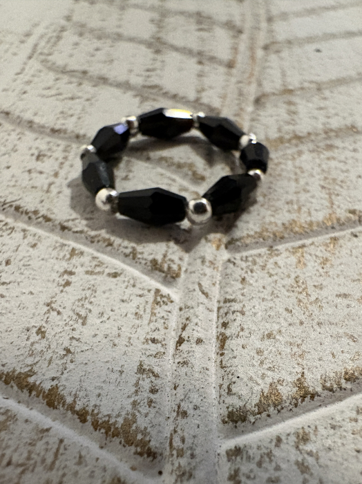 Inel simbol al echilibrului și protecției [5]