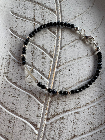 Brățară Agat Fațetat cu bile de argint 925 si Cruciuliță – Protecție, Eleganță și Energie Stabilă [2]