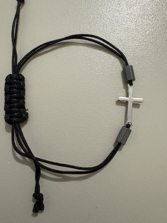 Brățară hematit și cruce reglabilă [1]