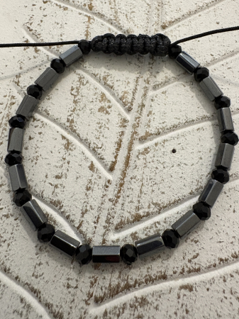 Brățară Hematit și cristale negre pe șnur negru [3]