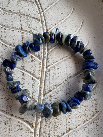 Produse - Brățară Lapis Lazuli Chips – Claritate, Înțelepciune & Protecție Spirituală
