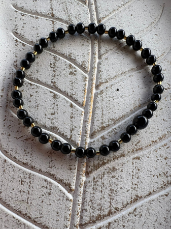 Brățară Onix Lucios 4mm cu Tuburi Argint 925 Placate cu Aur – Minimalistă & Elegantă [1]