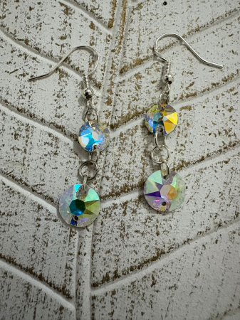 7. Chakra Coroanei - Centrul Cunoasterii Spirituale - Sahasrara - Cercei Cabochon irizați – bijuterii magice care captează lumina