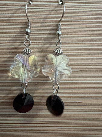 cercei-cristale-alb-negru-eleganta-contrast [1]