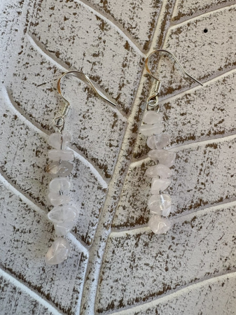 Cercei cu cuart natural – energie și claritate