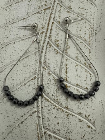 Produse - Cercei Hematit Fațetat (4 mm) – Cm178 – eleganță metalică.