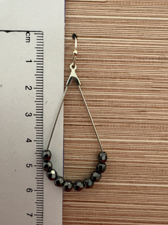 Cercei Hematit Fațetat (4 mm) – Cm178 – eleganță metalică. [1]