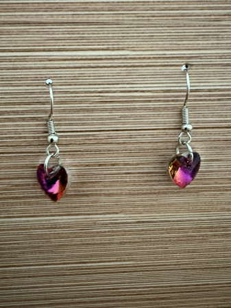 Tortițe tip cârlig (hook) - cercei inimă roșie