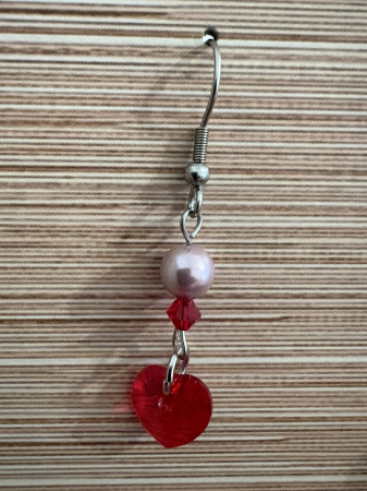 Tortițe tip cârlig (hook) - Cercei inimă Preciosa roșu - eleganță și iubire