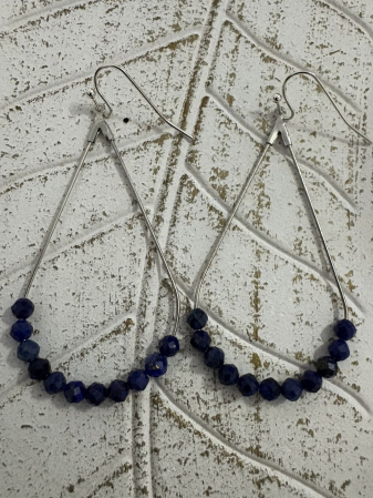 5.  Colecția Curaj & Expresie - Cercei Lapis Lazuli - claritate, intuiție și eleganță.