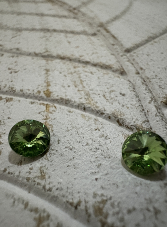 Swarovsky si Argint 925 - Cercei Peridot Unfoiled Rivoli Preciosa Swarovski – Argint 925