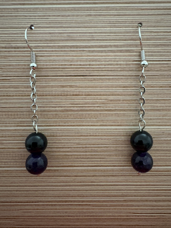 Ametist - Cercei handmade cu lanț și pietre naturale, ideali pentru protecție energetică, claritate mentală și echilibru interior.