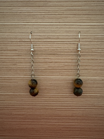 Ochi de tigru - Cercei handmade cu lanț și pietre naturale de ochi de tigru, creați pentru protecție, curaj și echilibru interior. Bijuterie feminină cu energie puternică.