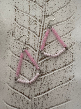 Culoare - Cercei rotunzi cu mărgele mov și  albastru stil boho chic