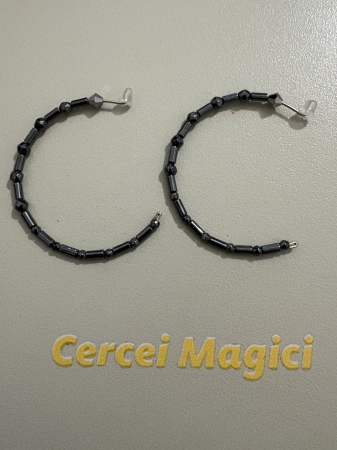 1. ⚫ Colecția Protecție – Scutul Energiei Pure (Chakra Rădăcinii)  - cercei semicerc hematit