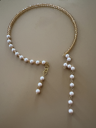 Coliere - Colier Perle de Mallorca și Cristale Crem – Eleganță și Feminitate